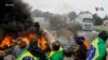 El Supremo Tribunal Federal de Brasil ordenó el martes a la policía federal de caminos que despeje de inmediato cientos de carreteras en todo el país bloqueadas por camioneros que apoyan al presidente brasileño Jair Bolsonaro y que desconocen la derrota del mandatario en las elecciones del domingo por parte del expresidente izquierdista Luiz Inácio Lula da Silva.
