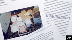 Muestras del informe judicial del Departamento de Justicia del 30 de agosto de 2022, en respuesta a una solicitud del equipo legal del expresidente Donald Trump de que un maestro especial revisara los documentos incautados durante la búsqueda del 8 de agosto de 2022.