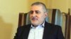 Kepala keamanan senior Hizbullah, Wafiq Safa, di kantornya di Beirut, Lebanon, 12 April 2018. (Foto: AFP)