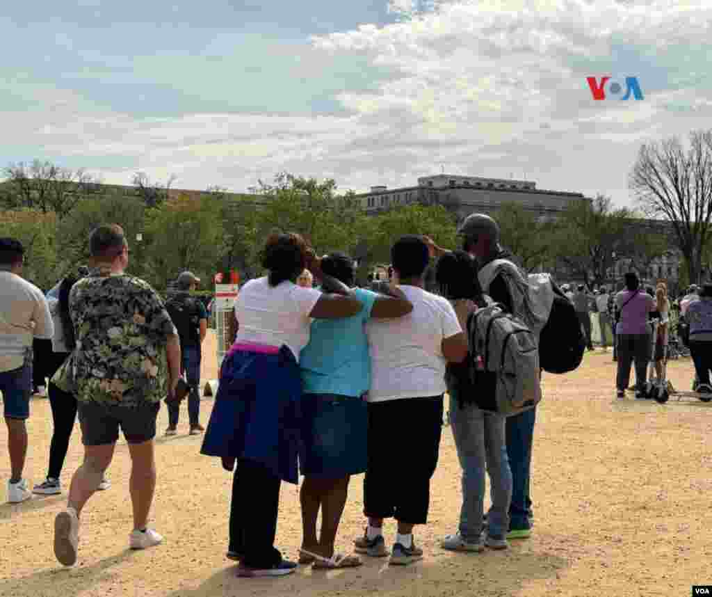Residentes de la capital estadounidense y visitantes de varias partes del mundo no quisieron perderse este momento.&nbsp;