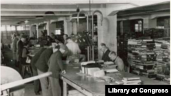 El Depósito de Archivos de Offenbach, donde se clasificaron libros, manuscritos y materiales de archivo tomados por los nazis durante la Segunda Guerra Mundial y se devolvieron a su país de origen o se conservaron en nuevas colecciones en 1946.