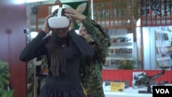 Una imagen de realidad virtual en la edición número 36 de la Feria Internacional del Libro de Bogotá. Foto: Juan Hernández, VOA.