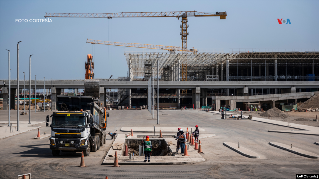 La construcción del nuevo aeropuerto peruano ha sido catalogada como el proyecto de infraestructura más importante de Sudamérica, con una inversión de más de 2.000 millones de dólares.