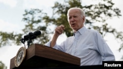 ARCHIVO - El presidente Joe Biden, pronuncia un discurso mientras asiste a una celebración del Día del Trabajo en el Sindicato Local 2227 de United Steelworkers of America en West Mifflin, Pensilvania, EEUU, el 5 de septiembre de 2022. REUTERS/Elizabeth Frantz