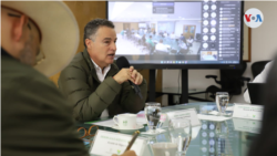 El gobernador de Antioquia, Aníbal Gaviria, en un consejo de seguridad el lunes 13 de marzo de 2023 por la difícil situación de orden público generada por el paro minero del Clan del Golfo. Foto cortesía: Gobernación de Antioquia.
