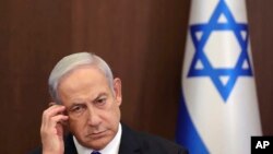Kryeministri izraelit Benjamin Netanyahu gjatë një takimi të kabinetit qeveritar