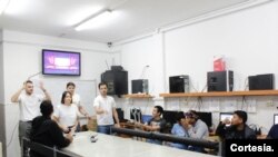 Espacio Educa cuenta con sedes en dos escuelas del barrio La Unión, en Petare. [Cortesía]