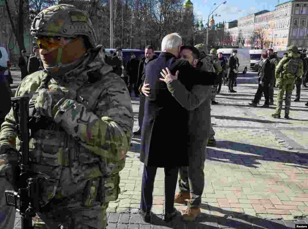 Aunque había realizado muchas visitas anteriores a Ucrania como vicepresidente de EEUU, este fue el primer viaje de Biden al país sitiado desde el comienzo de su presidencia.