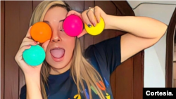 Fátima Cañadas también se conoce en redes sociales como Tu maestra a domicilio.