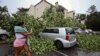Sur de EEUU azotado por tormentas está nuevamente bajo amenaza; niño arrastrado por un desagüe lucha por su vida