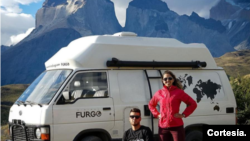 Desde el 18 de febrero de 2021 la pareja de venezolanos ha recorrido Suramérica en una van que fue bautizada como Patagon.