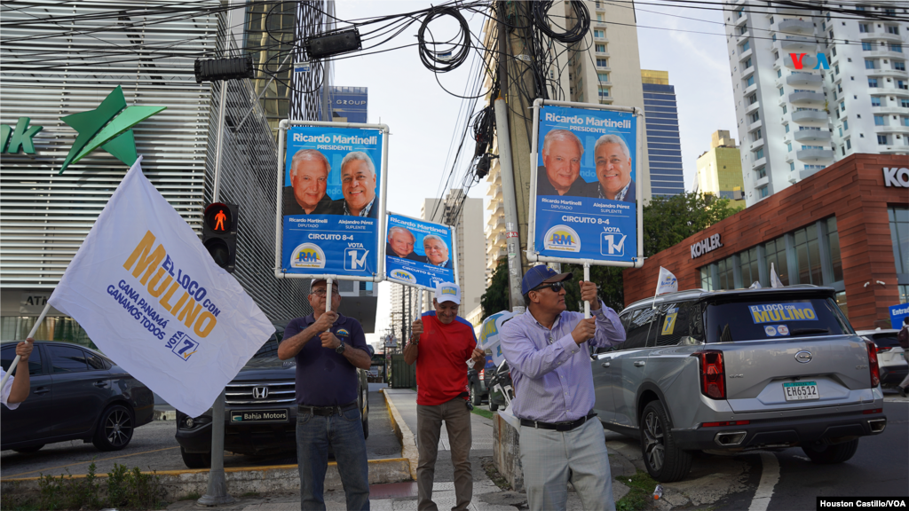 Tras la inhabilitación del expresidente Ricardo Martinelli como candidato presidencial, su compañero de fórmula José Raúl Mulino será el candidato presidencial de la alianza de los partidos Realizando Metas y Alianza sin tener un vicepresidente. 