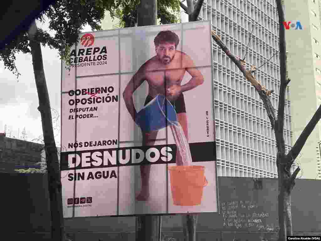 Como otros dirigentes considerados aliados del chavismo, el ex alcalde de San Cristóbal, Daniel Ceballos, ha protagonizado una campaña en la que critica al gobierno y a la oposición por sus acciones.&nbsp;
