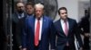 Trump multado por violar orden de silencio en caso de dinero secreto; juez advierte sobre posible pena de cárcel