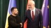 Zelenskyy en Albania en más reciente intento de apoyo a la defensa