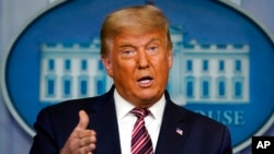 ARCHIVO - El presidente Donald Trump habla en la Casa Blanca en Washington el 5 de noviembre de 2020.