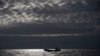 Ecuador: Evalúan la fauna tras derrame de petróleo al hundirse barco en Galápagos