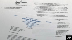 ARCHIVO - La carta del presidente de la Comisión de Supervisión de la Cámara de Representantes, el representante James Comer, republicano por Kentucky, a Debra Steidel Wall, archivista de Estados Unidos, es fotografiada el martes 10 de enero de 2023.