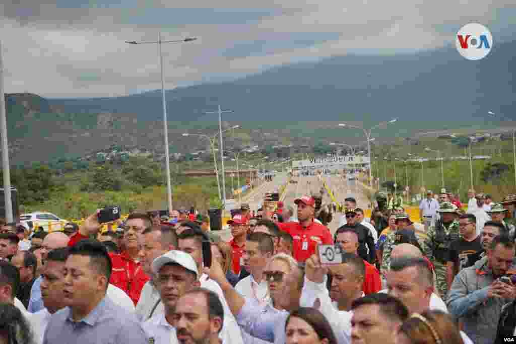 Medios nacionales, internacionales y comitivas de Colombia y Venezuela &nbsp;hicieron presencia durante el acto inaugural.&nbsp;
