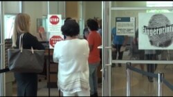 Nueva norma migratoria de carga pública entra en vigor este viernes en EEUU
