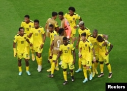 Los jugadores de Ecuador durante el partido inaugural contra Qatar.