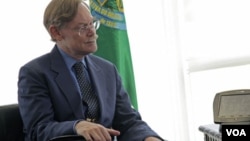 Robert Zoellick dijo que la tormenta que se avecina no es como la de 2008.