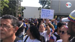 Gremios de diversos sectores salieron a las calles de Venezuela para reclamar salarios dignos. [Foto: Álvaro Algarra – 23 de enero de 2023]