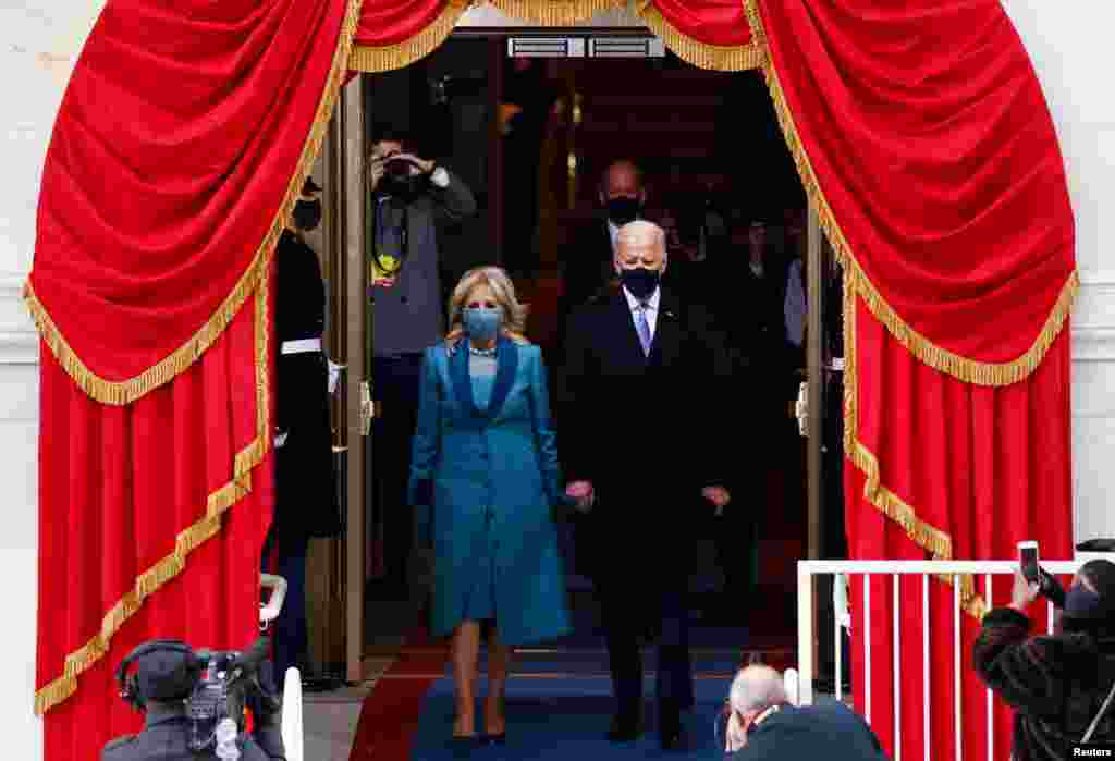 El presidente electo Joe Biden y su esposa Jill Biden llegan para su toma de posesi&#243;n como presidente de Estados Unidos.