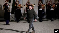 Imagen de archivo del presidente ucrania Volodymyr Zelenskyy en su visita a la sede de la Unión Europea en Bruselas, Bélgica.