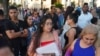 Cubanos aliviados tras la reapertura del consulado de EEUU en La Habana 