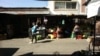 Los salvadoreños enfrentan un alza en el costo de vida 