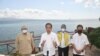 Presiden Jokowi dalam kunjungan kerjanya ke Maluku Barat Daya , Kamis (15/9) menekankan penting nya desain dan masterplan besar keamanan dan pertahanan negara di titik terluar NKRI (biro Setpres)