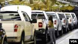 Según el departamento de Comercio de EE.UU., el aumento en la venta de vehículos impulsó el incremento en las ventas minoristas.