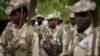 Les troupes tchadiennes participent à la cérémonie de clôture de l'opération Flintlock dans une base militaire à N'Djamena, au Tchad, le 9 mars 2015. 