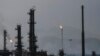 Vista del complejo petrolero José Antonio Anzoátegui en Barcelona, estado de Anzoátegui, Venezuela, el domingo 3 de julio de 2022. (Foto AP/Matias Delacroix)