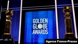Esta imagen publicada por la Asociación de Prensa Extranjera de Hollywood (HFPA) muestra una vista del escenario durante la 79.a entrega anual de los Globos de Oro en The Beverly Hilton el 9 de enero de 2022 en Beverly Hills, California. Foto de Emma McIntyre / HFPA /AFP