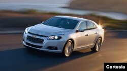 Entre los últimos modelos reportados con problemas por GM está el Chevrolet Malibu 2014. (Foto: GM)