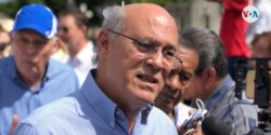El periodista Carlos Fernando Chamorro en un acto por el aniversario de la muerte de su padre. Foto archivo, VOA.