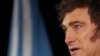 Denuncian a presidente Milei por promocionar supuestamente criptomoneda que colapsó en Argentina