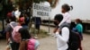 Los migrantes hondureños que intentaban llegar a Estados Unidos son enviados de regreso por las autoridades guatemaltecas, en la frontera de El Florido entre Guatemala y Honduras. Honduras 19 de enero de 2021. 