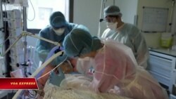 Chủ tịch Phúc đề nghị Tp.HCM sẵn sàng đối phó với đợt dịch lần 5 | Truyền hình VOA 17/11/21