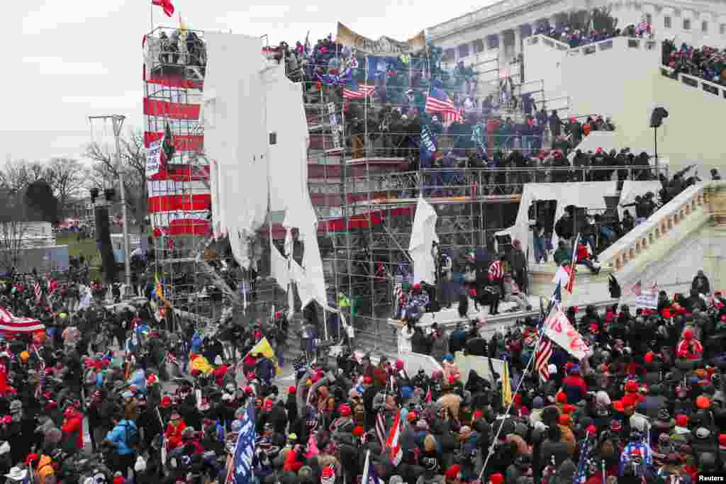 Los partidarios del presidente Donald Trump se toman el Capitolio de Estados Unidos.