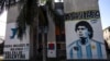Un mural con la imagen de Diego Maradona y las Islas Malvina en el barrio San Pablo de Buenos Aires, el 23 de mayo de 2022.