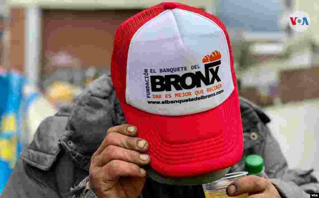 La Fundaci&#243;n El Banquete del Bronx lleva 16 a&#241;os trabajando, bajo la direcci&#243;n de Orlando Beltr&#225;n.