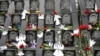Monumento dedicado a las personas que murieron en enfrentamientos con las fuerzas de seguridad a fines de febrero de 2014, en la Plaza de la Independencia (Maidan) en Kiev, Ucrania.