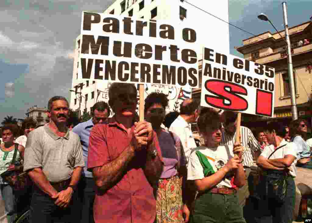 Del 14 al 28 de octubre de 1962, Estados Unidos descubre misiles instalados en Cuba por la Uni&#243;n Sovi&#233;tica, desatando una crisis que hizo temblar al mundo ante el temor del inicio de una guerra nuclear.
