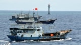 资料照片：中国渔船在南中国海航行。(2012年7月18日)