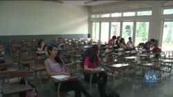 «Протести нічого не змінюють»? Чому розчаровані студенти у Венесуелі. Відео