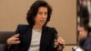 Bộ trưởng Thương mại Mỹ Gina Raimondo trong một chuyến thăm Philippines, 12/3/2024 (REUTERS/Eloisa Lopez).