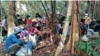 ကန်ချနဘူရီပြည်နယ်ထဲမှာ ဖမ်းမိတဲ့ မြန်မာနိုင်ငံသားများ။ (ဓာတ်ပုံ - ထိုင်းရဲတပ်ဖွဲ့)